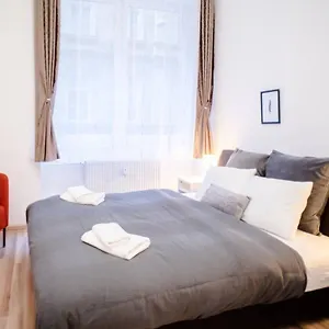 Apartamento Very Spacious Ac, Budapest